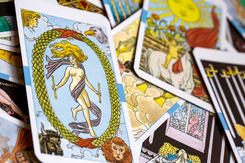 Compatibilidad zodiacal en el amor según LIBRA