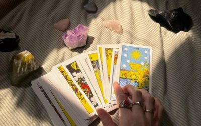 La Sacerdotisa en el Tarot: la intuición, el misterio y la sabiduría interior