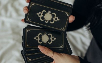 Los Enamorados Tarot: significado, amor, decisiones y destino del alma